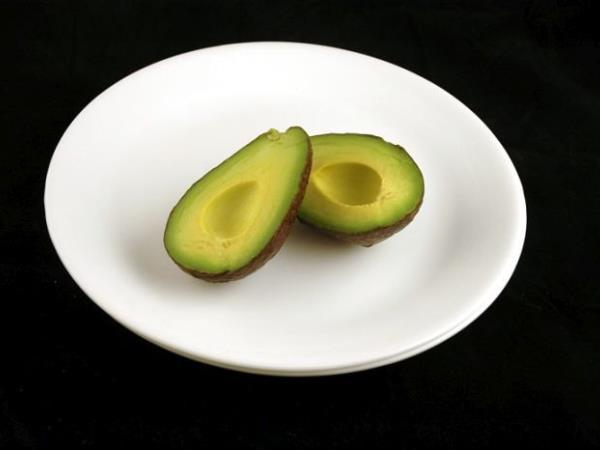 Primerjava energijske vrednosti zdrave hrane in tiste, ki redi